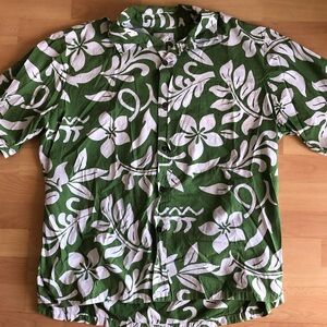 Green Floral Short-Sleeve Hawaiian Shirt